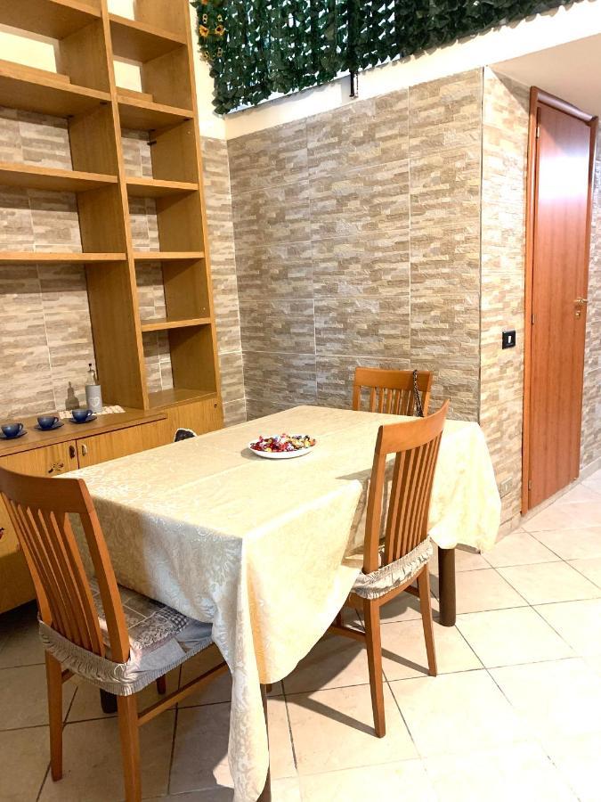 Apartamento Holiday House San Biagio,41 Nápoles Exterior foto