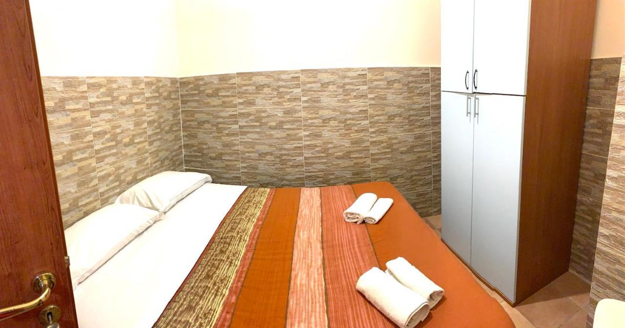 Apartamento Holiday House San Biagio,41 Nápoles Exterior foto